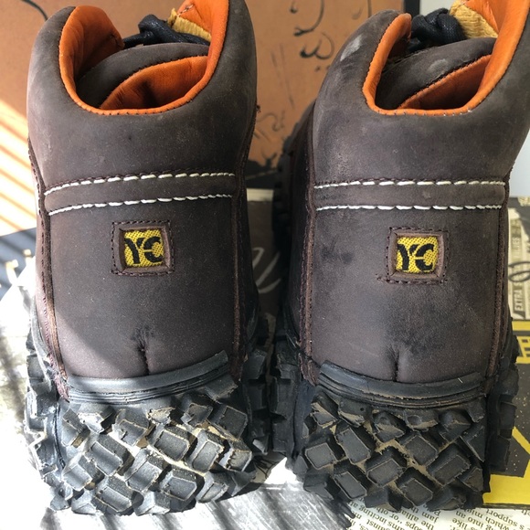 BNIB 90s UK’s Yellow Cab Y635 Boots, size 38eur - Picture 2 of 4